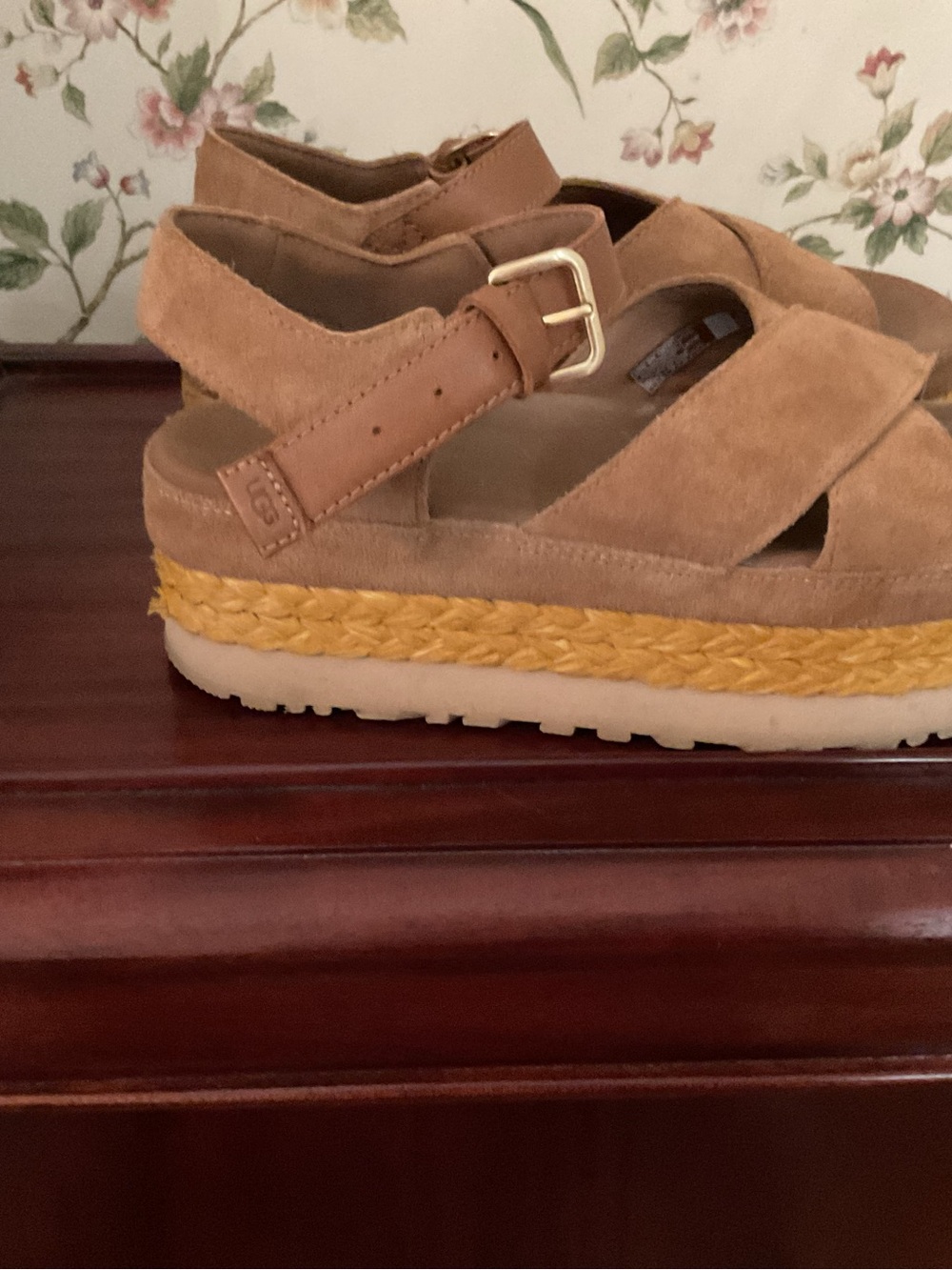 UGG Women's Chestnut Suede Platform Espadrille Sandals - Picture 7 of 7